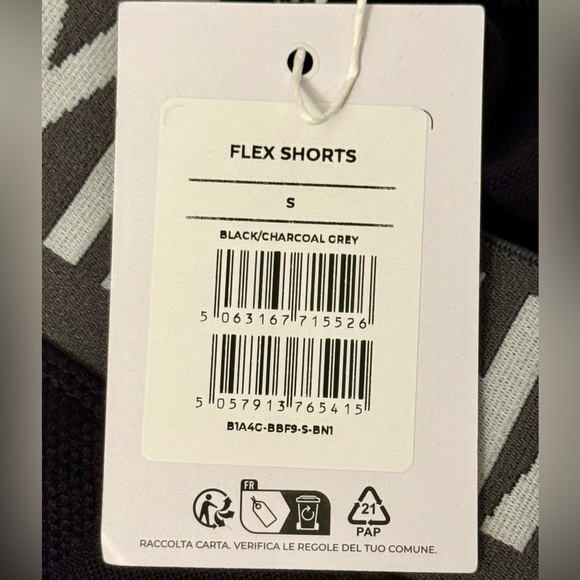 NWT Gymshark Flex Shorts Black/Charcoal Grey Mid Rise Sweat Wicking Sz S - Picture 7 of 9